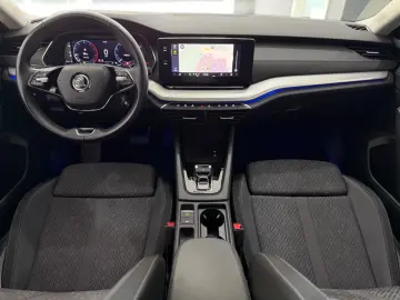 SKODA Octavia Combi Clever ACC KAMERA MASSAGE CARPLAY