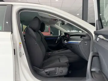 SKODA Octavia Combi Clever ACC KAMERA MASSAGE CARPLAY