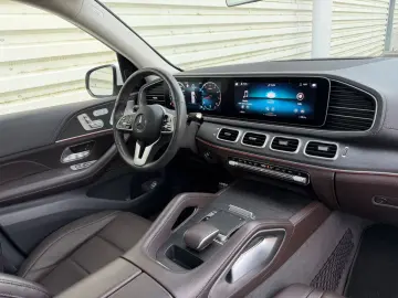 MERCEDES-BENZ GLE 350 4Matic AMG Panorama Burmester