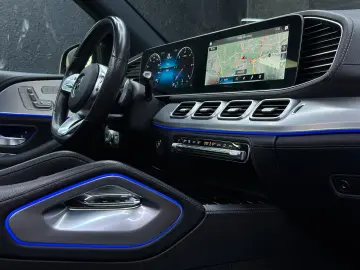MERCEDES-BENZ GLE 300D 4M PANO AMG AHK HUD MEMORY LUFT
