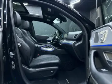 MERCEDES-BENZ GLE 300D 4M PANO AMG AHK HUD MEMORY LUFT