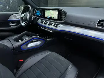 MERCEDES-BENZ GLE 300D 4M PANO AMG AHK HUD MEMORY LUFT