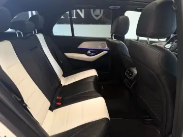 MERCEDES-BENZ GLE 300 d 4Matic AMG  PANO   LIFT   BURM