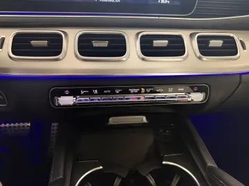 MERCEDES-BENZ GLE 300 d 4Matic AMG  PANO   LIFT   BURM