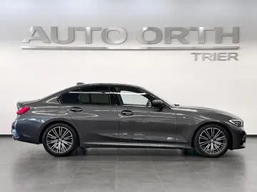 BMW 320d Limousine AUT. M-SPORT NAVI KAMERA