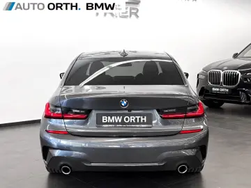 BMW 320d Limousine AUT. M-SPORT NAVI KAMERA