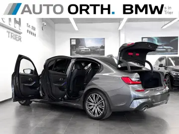 BMW 320d Limousine AUT. M-SPORT NAVI KAMERA