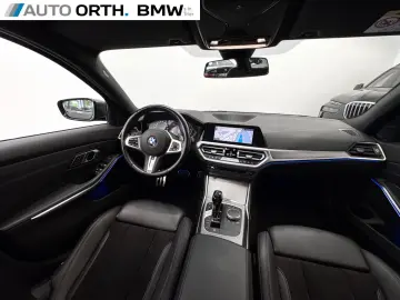 BMW 320d Limousine AUT. M-SPORT NAVI KAMERA