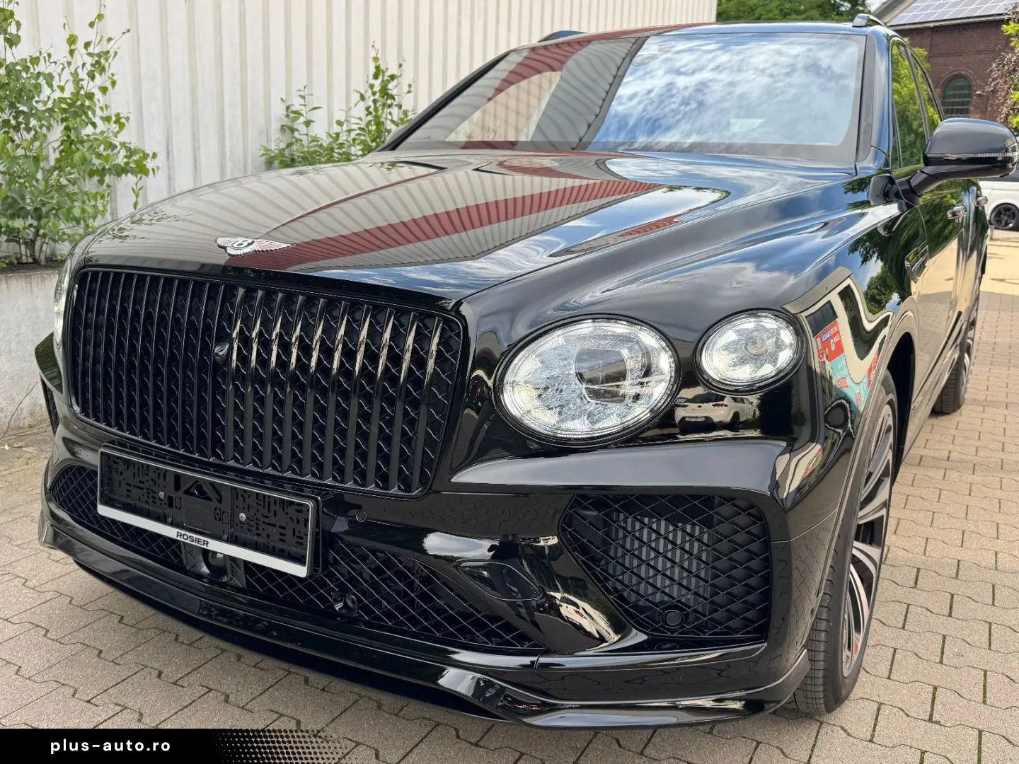 BENTLEY Bentayga Azure Blackline Sport Carbon