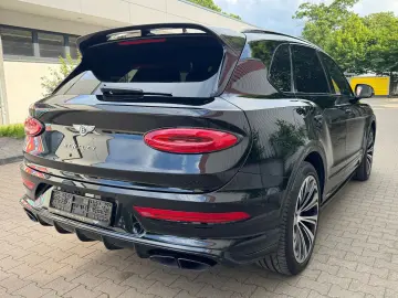 BENTLEY Bentayga Azure Blackline Sport Carbon