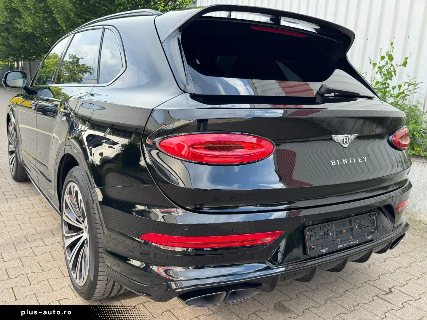 BENTLEY Bentayga Azure Blackline Sport Carbon