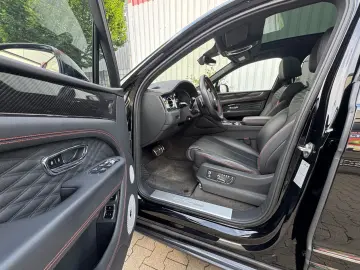 BENTLEY Bentayga Azure Blackline Sport Carbon