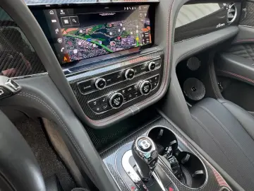 BENTLEY Bentayga Azure Blackline Sport Carbon