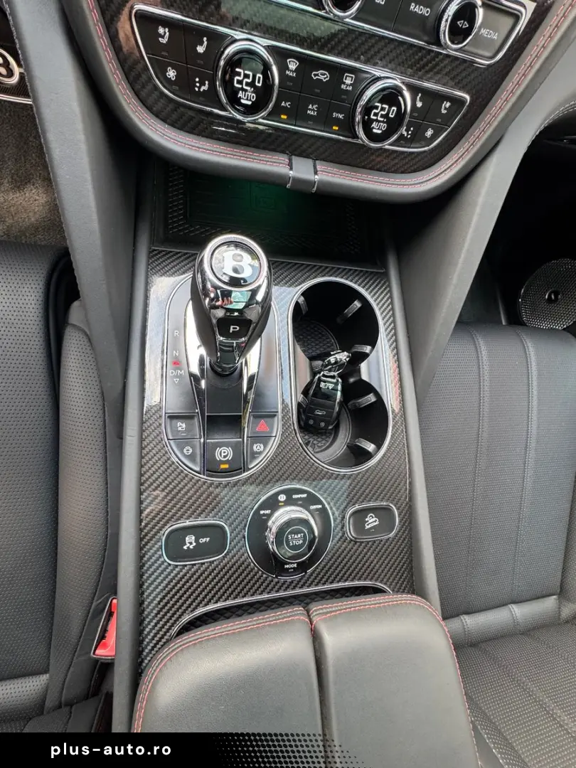 BENTLEY Bentayga Azure Blackline Sport Carbon