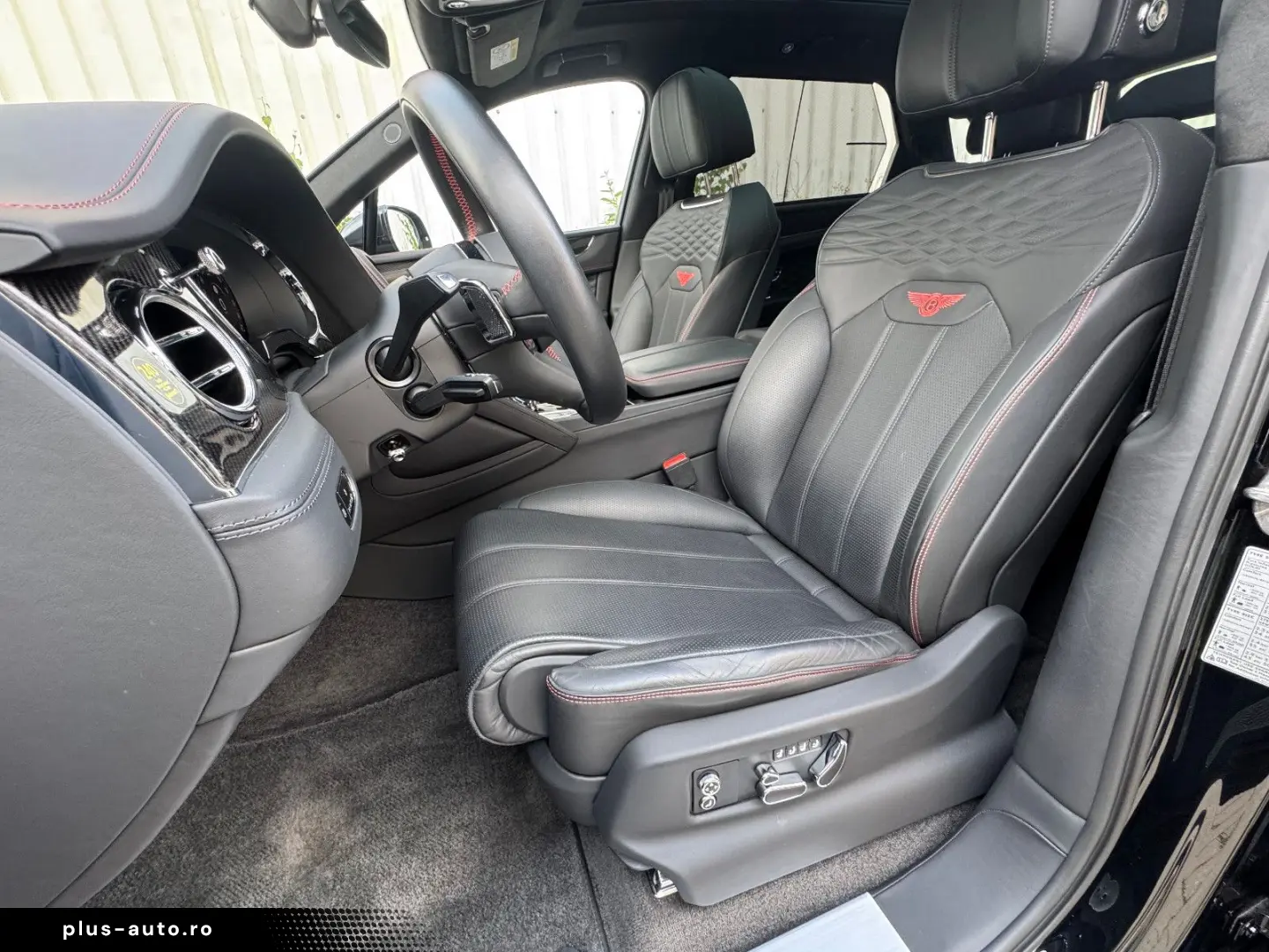 BENTLEY Bentayga Azure Blackline Sport Carbon
