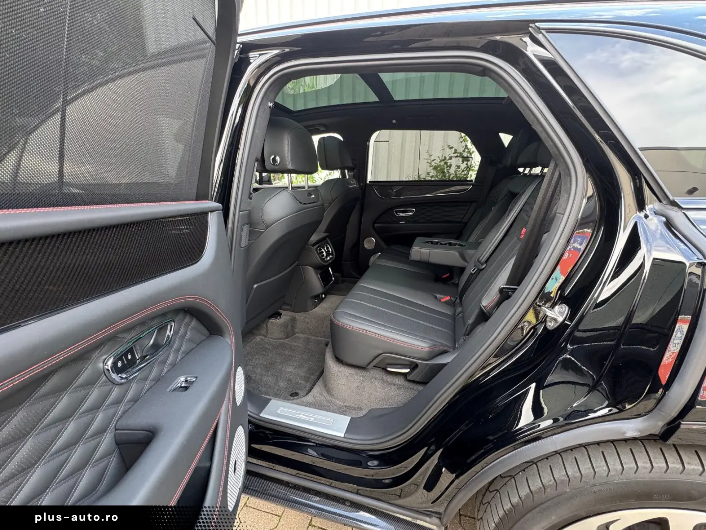 BENTLEY Bentayga Azure Blackline Sport Carbon