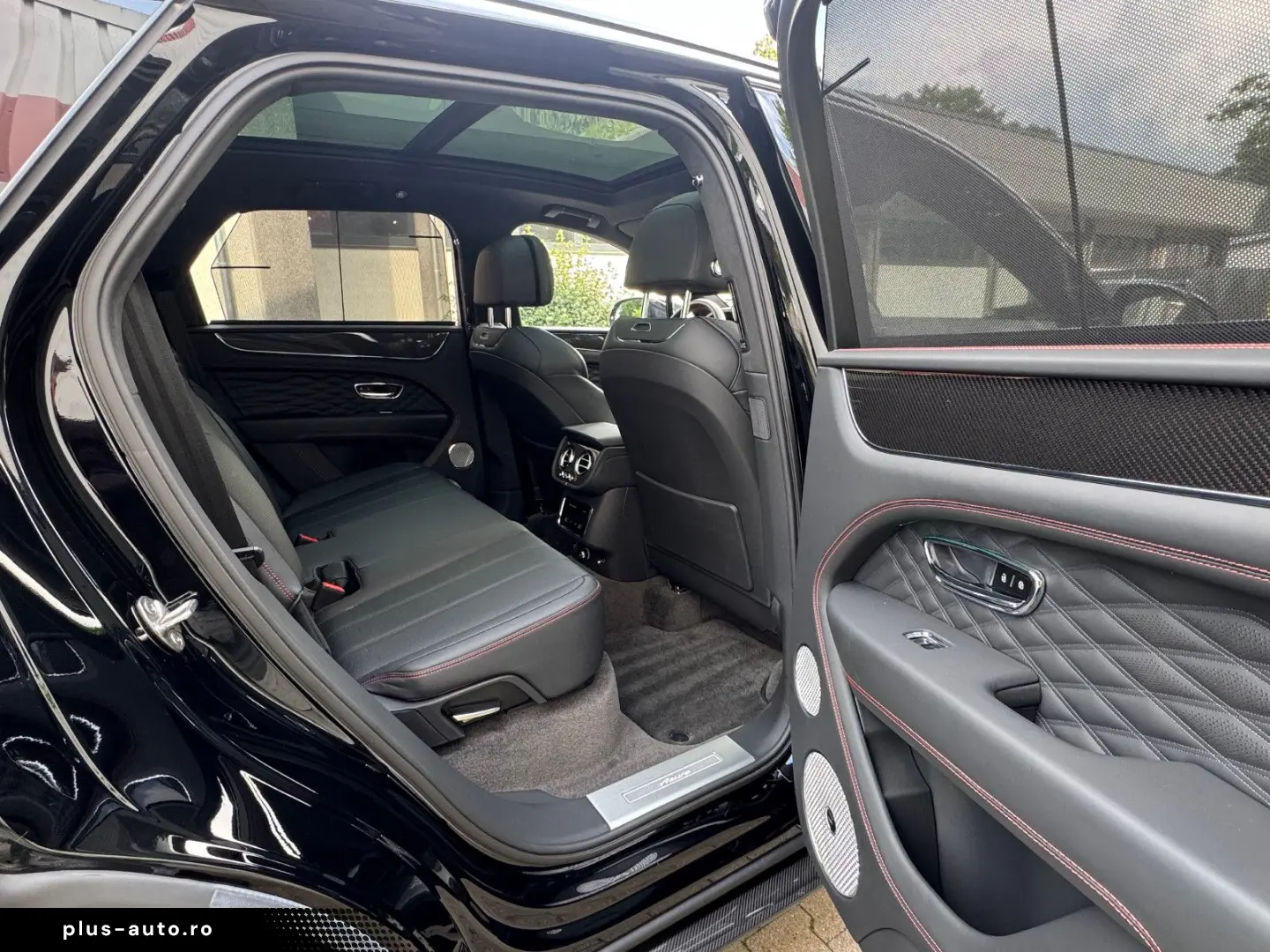 BENTLEY Bentayga Azure Blackline Sport Carbon