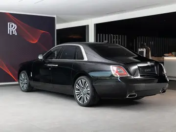 ROLLS ROYCE Ghost