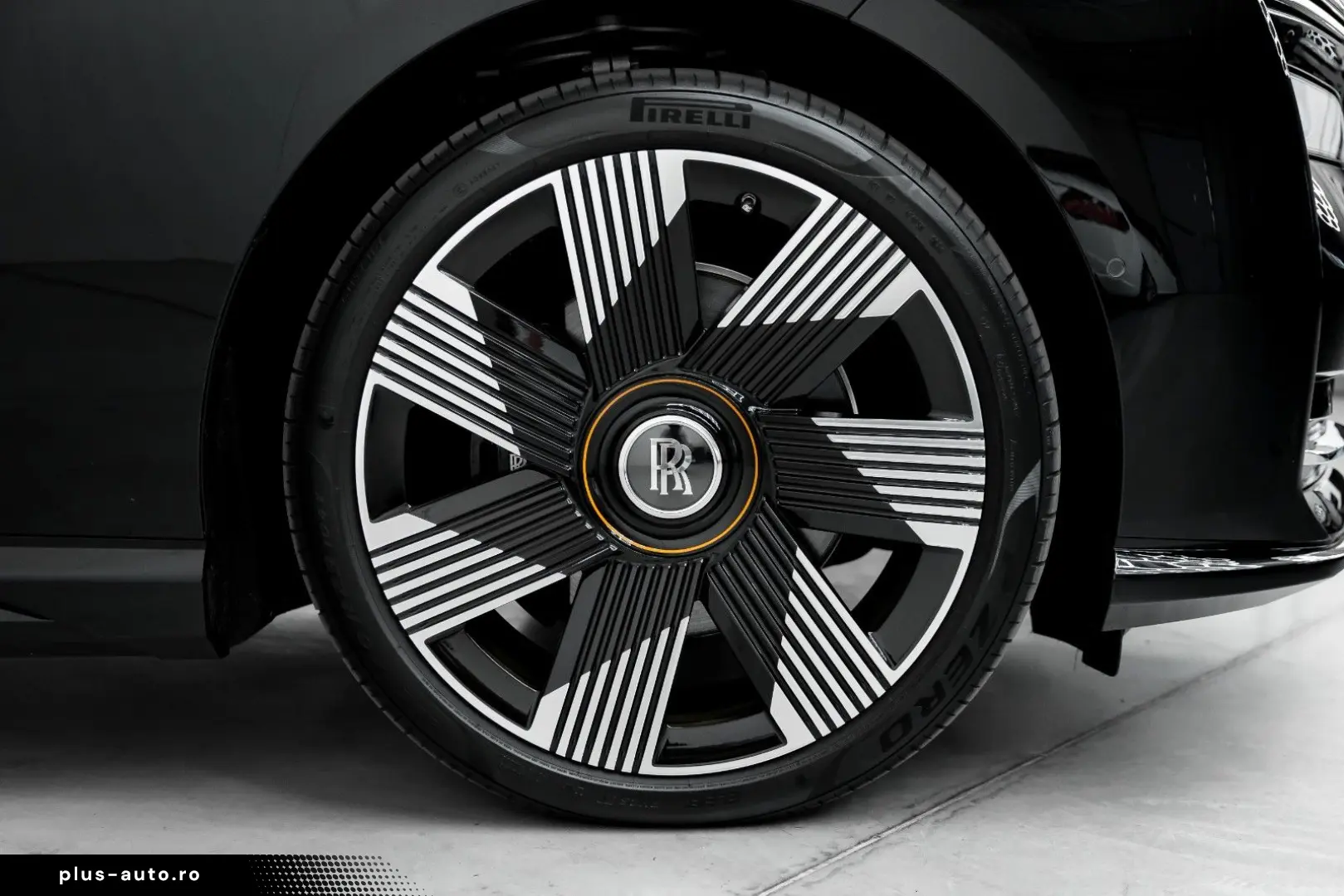 ROLLS ROYCE Spectre