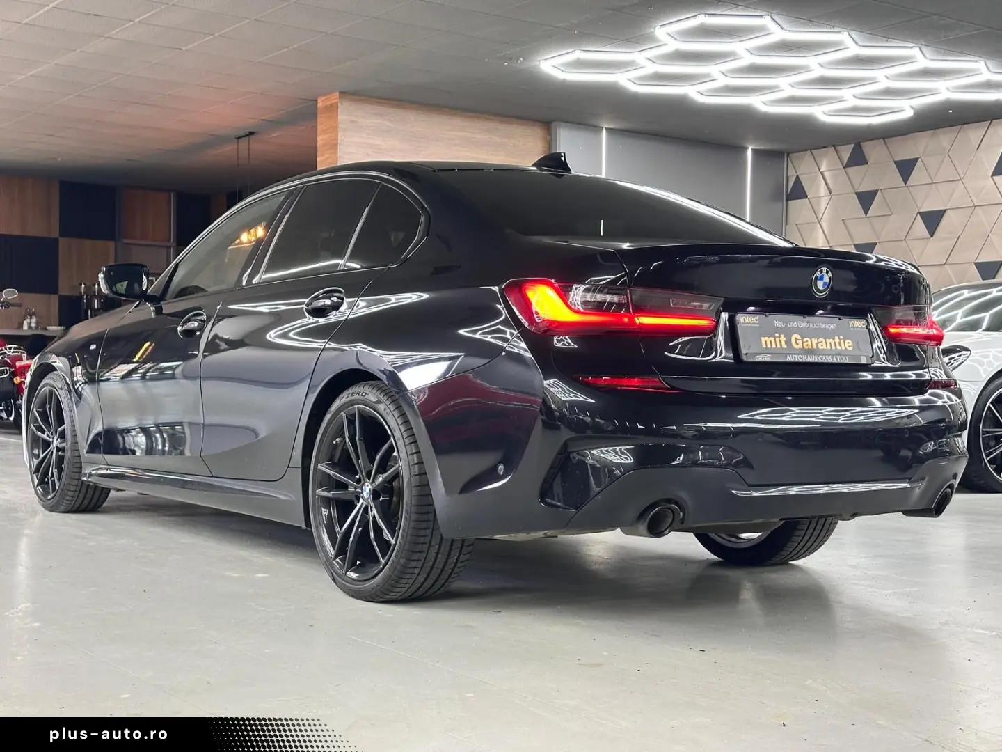 BMW 320d xDrive M Sport SHADOW