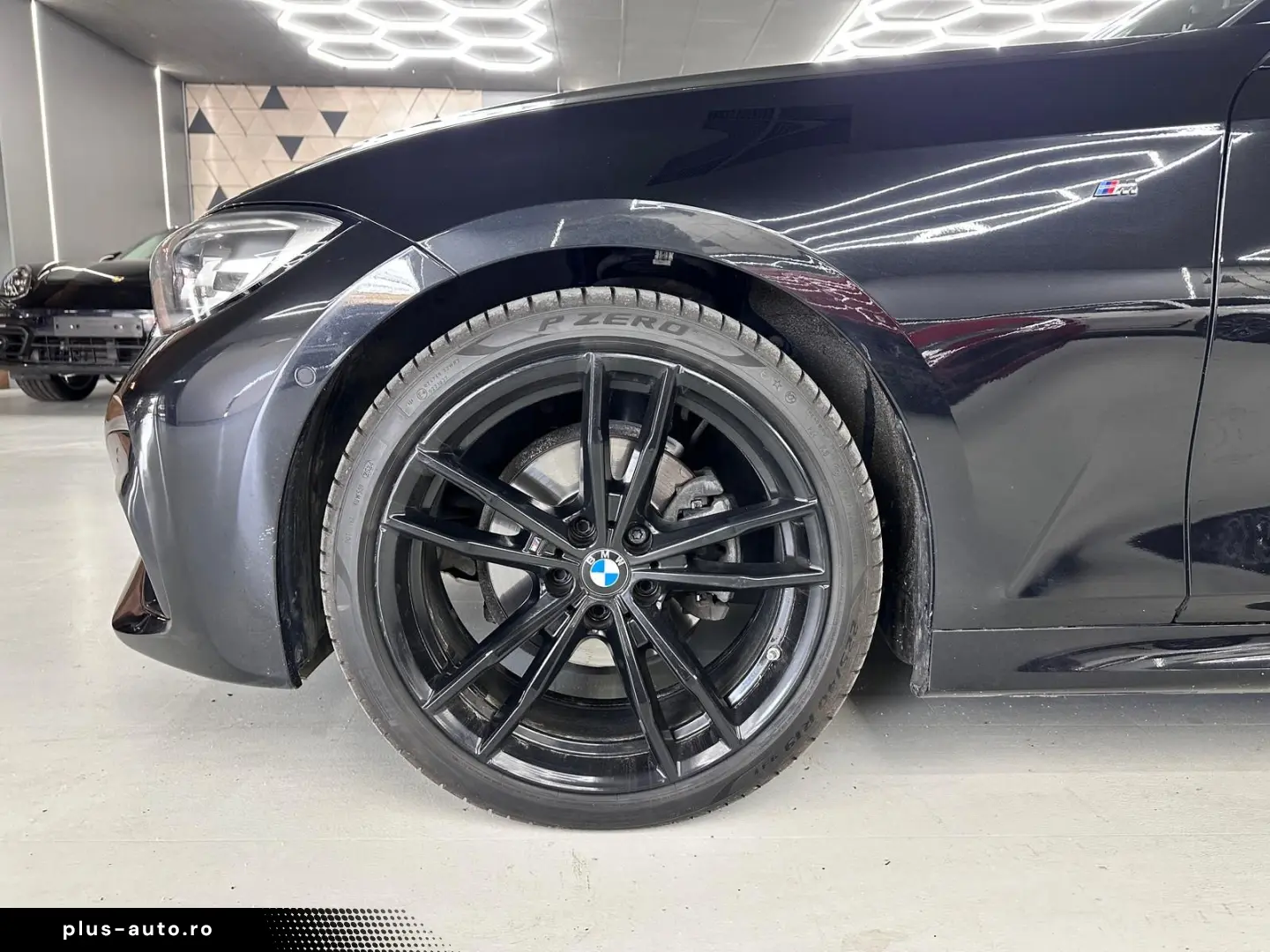 BMW 320d xDrive M Sport SHADOW
