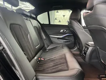 BMW 320d xDrive M Sport SHADOW