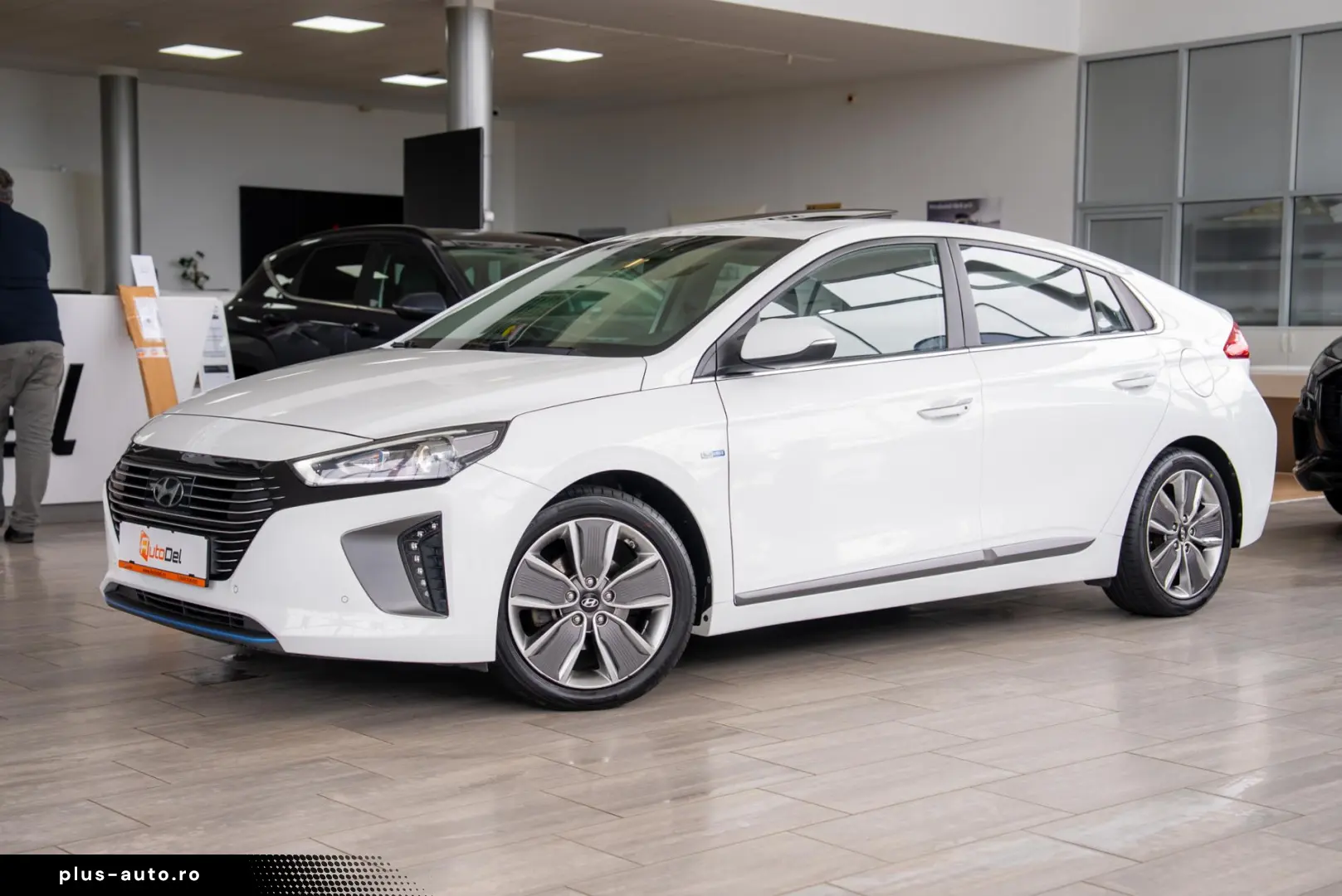 Hyundai Ioniq 1.6 GDI Hybrid DCT