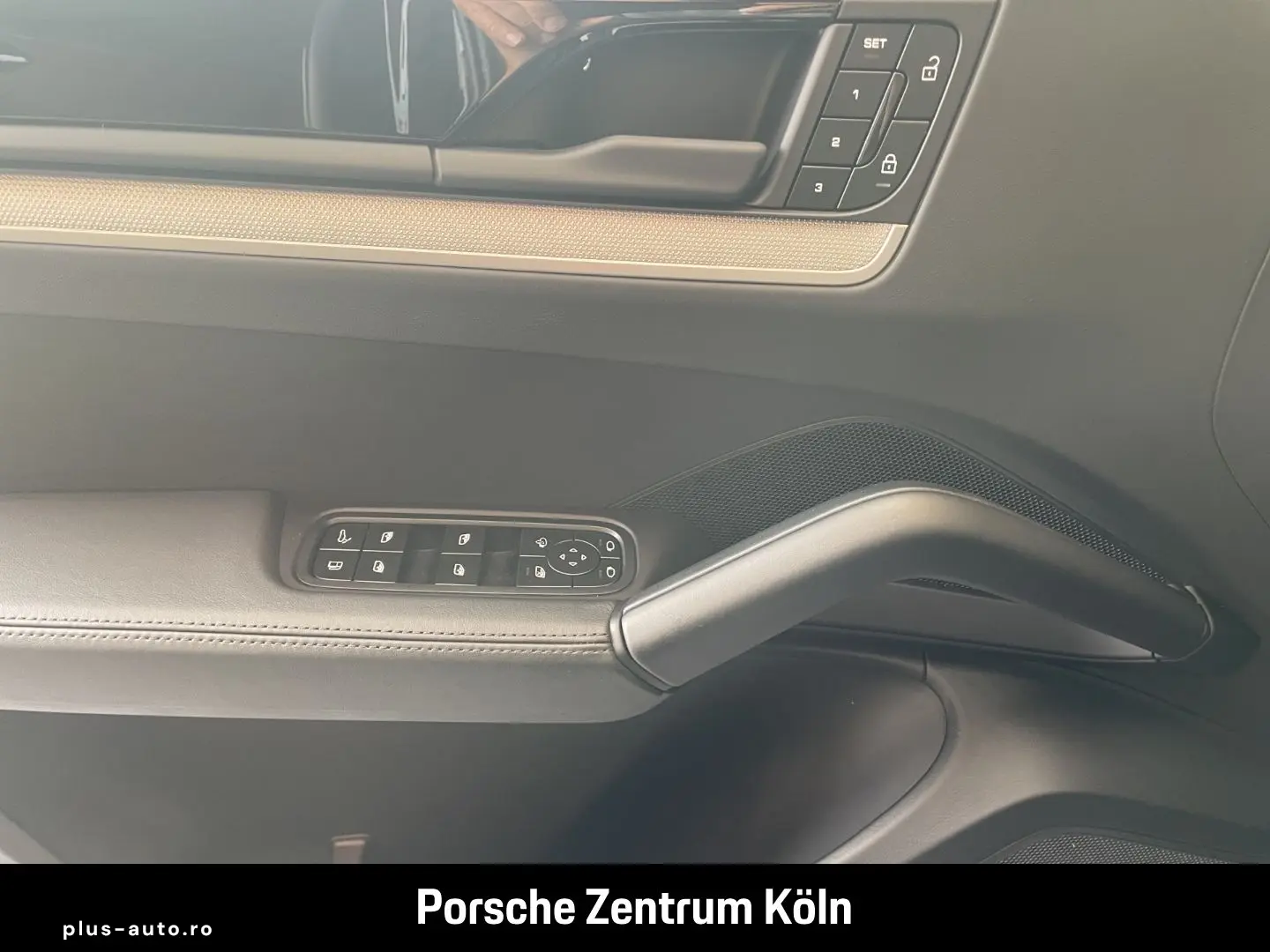 PORSCHE Cayenne E-Hybrid InnoDrive Head-Up BOSE PASM