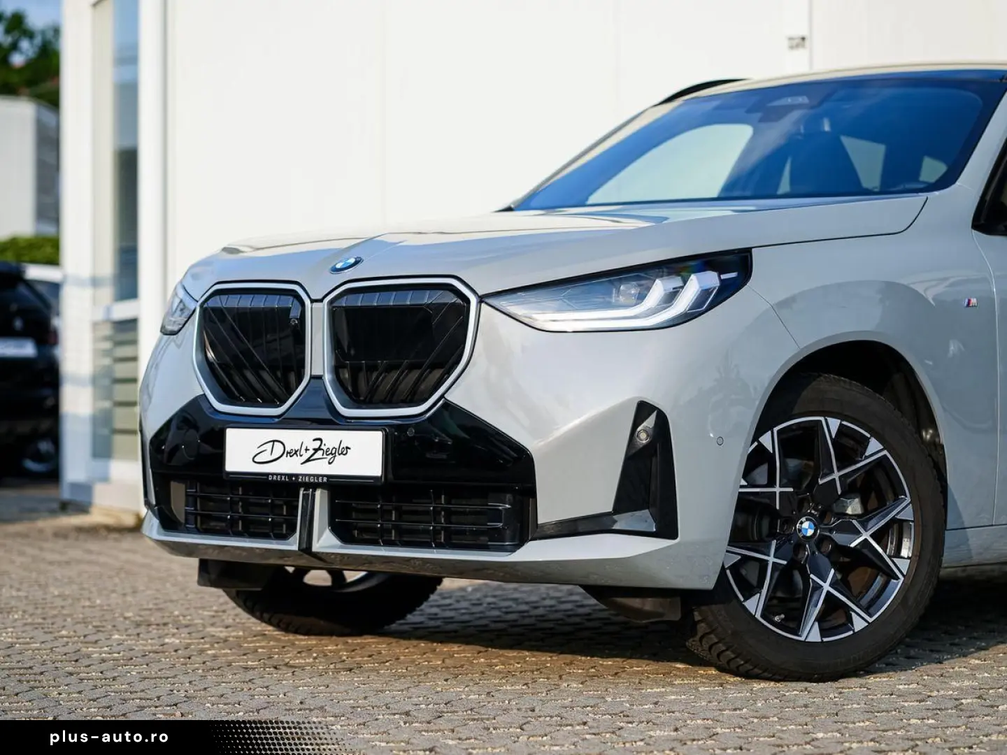 BMW X3 20 xDrive M-Sport 19  AHK ACC PANO KoZg 360