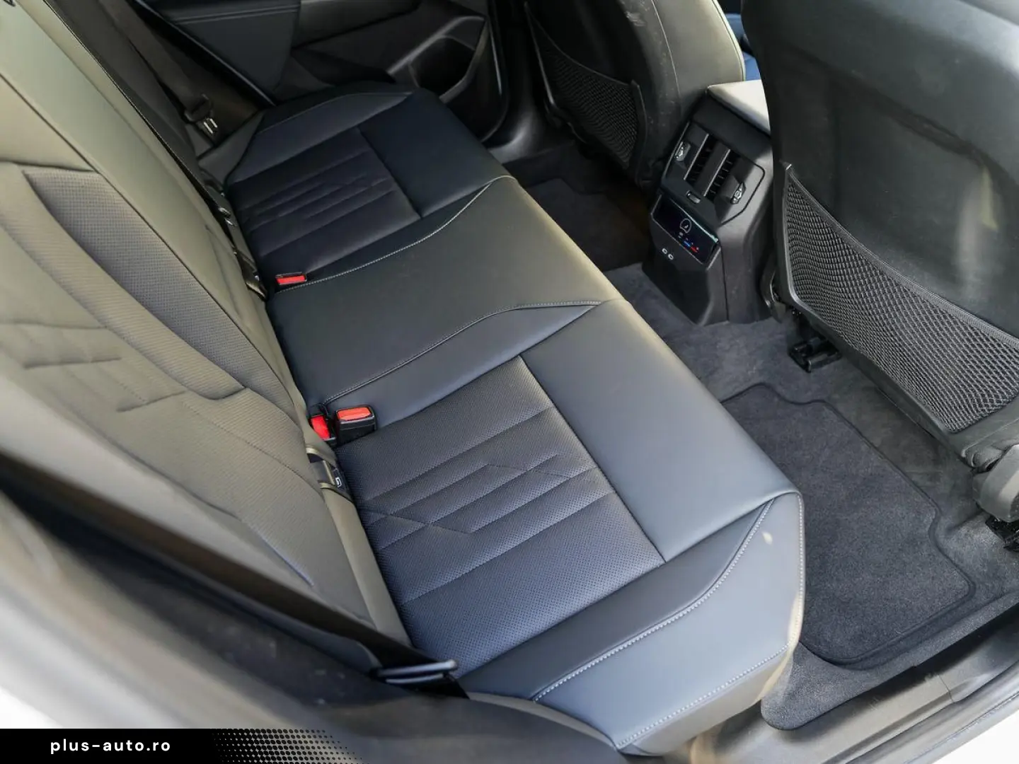 BMW X3 20 xDrive M-Sport 19  AHK ACC PANO KoZg 360