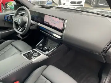 BMW X3 20 xDrive M Sport    AHK 360  Pano AdaptFahrw