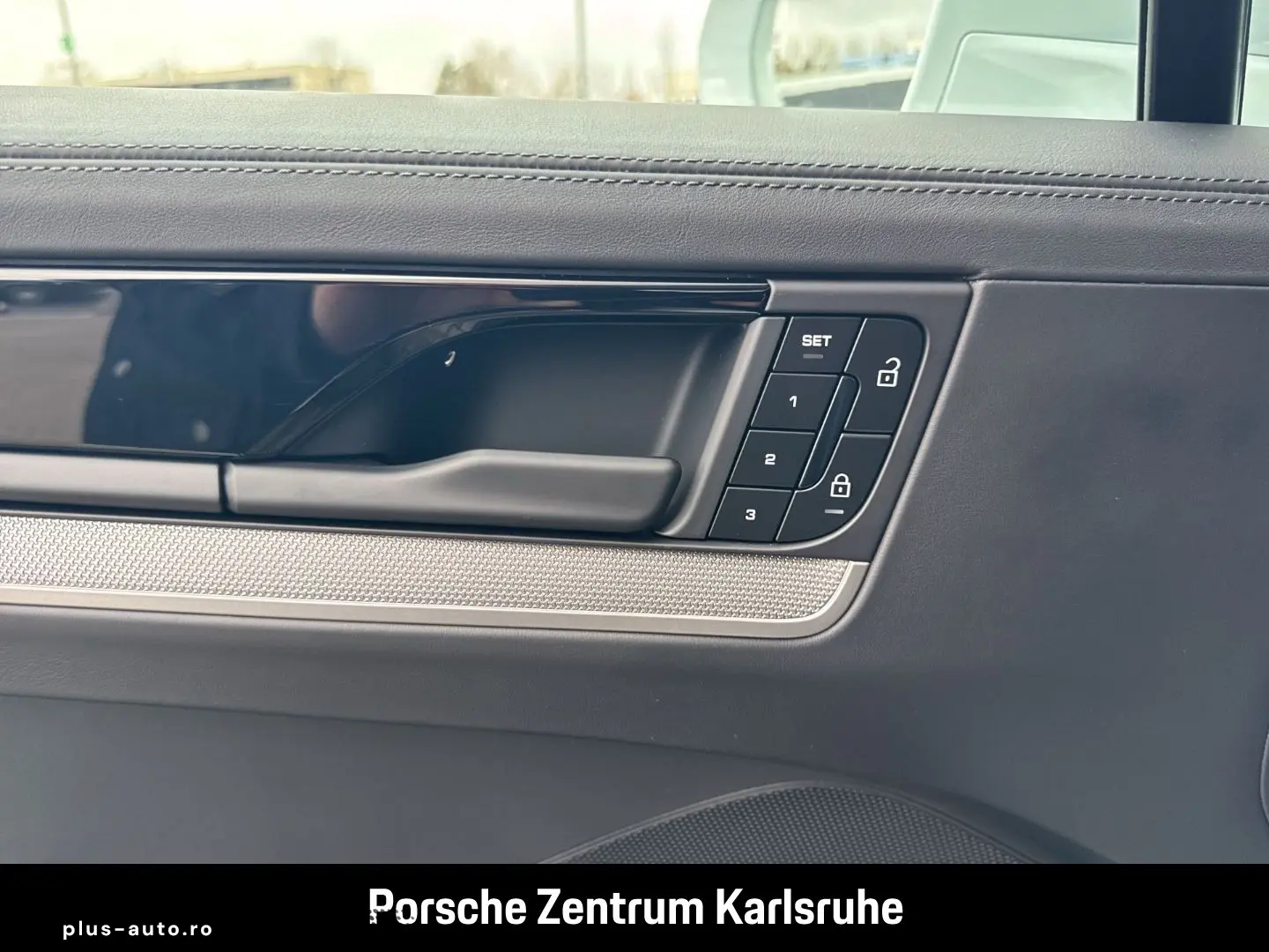 PORSCHE Cayenne E-Hybrid Panoramadach Surround-View LED