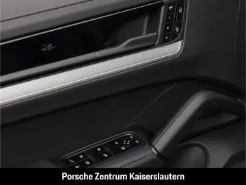 PORSCHE Cayenne E-Hybrid InnoDrive HA-Lenkung Sportabgas