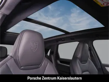 PORSCHE Cayenne E-Hybrid InnoDrive HA-Lenkung Sportabgas