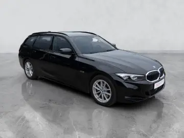 BMW 320e Touring  LED  Pano  ACC
