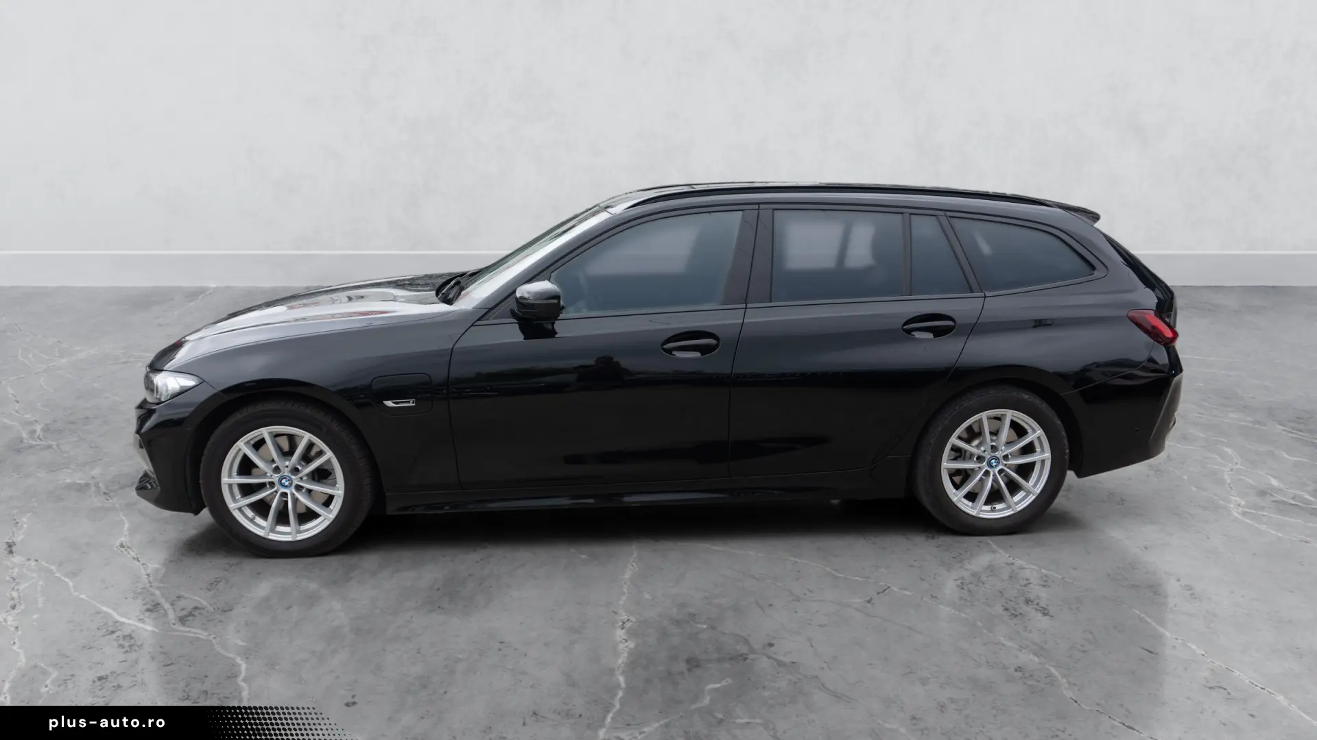 BMW 320e Touring  LED  Pano  ACC