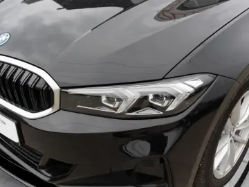 BMW 320e Touring  LED  Pano  ACC