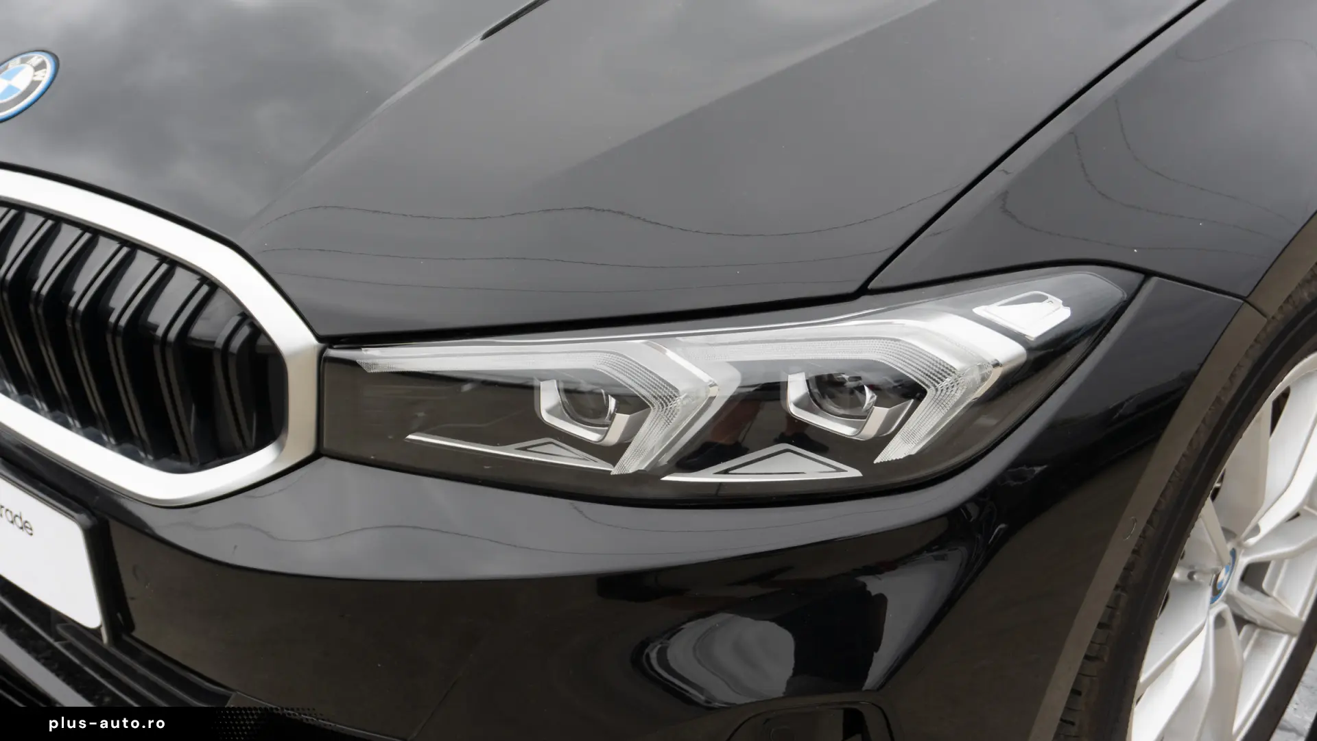 BMW 320e Touring  LED  Pano  ACC