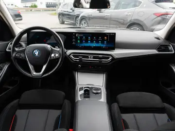 BMW 320e Touring  LED  Pano  ACC