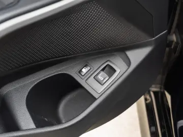 BMW 320e Touring  LED  Pano  ACC