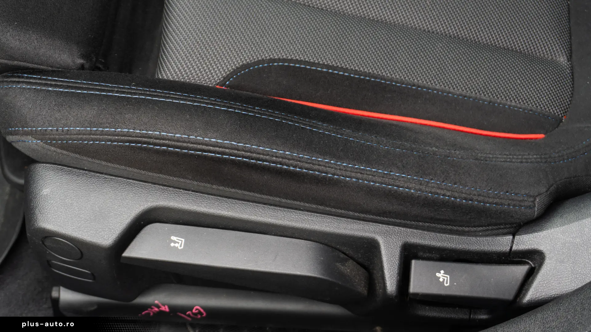 BMW 320e Touring  LED  Pano  ACC
