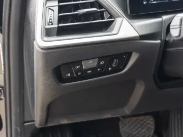 BMW 320e Touring  LED  Pano  ACC