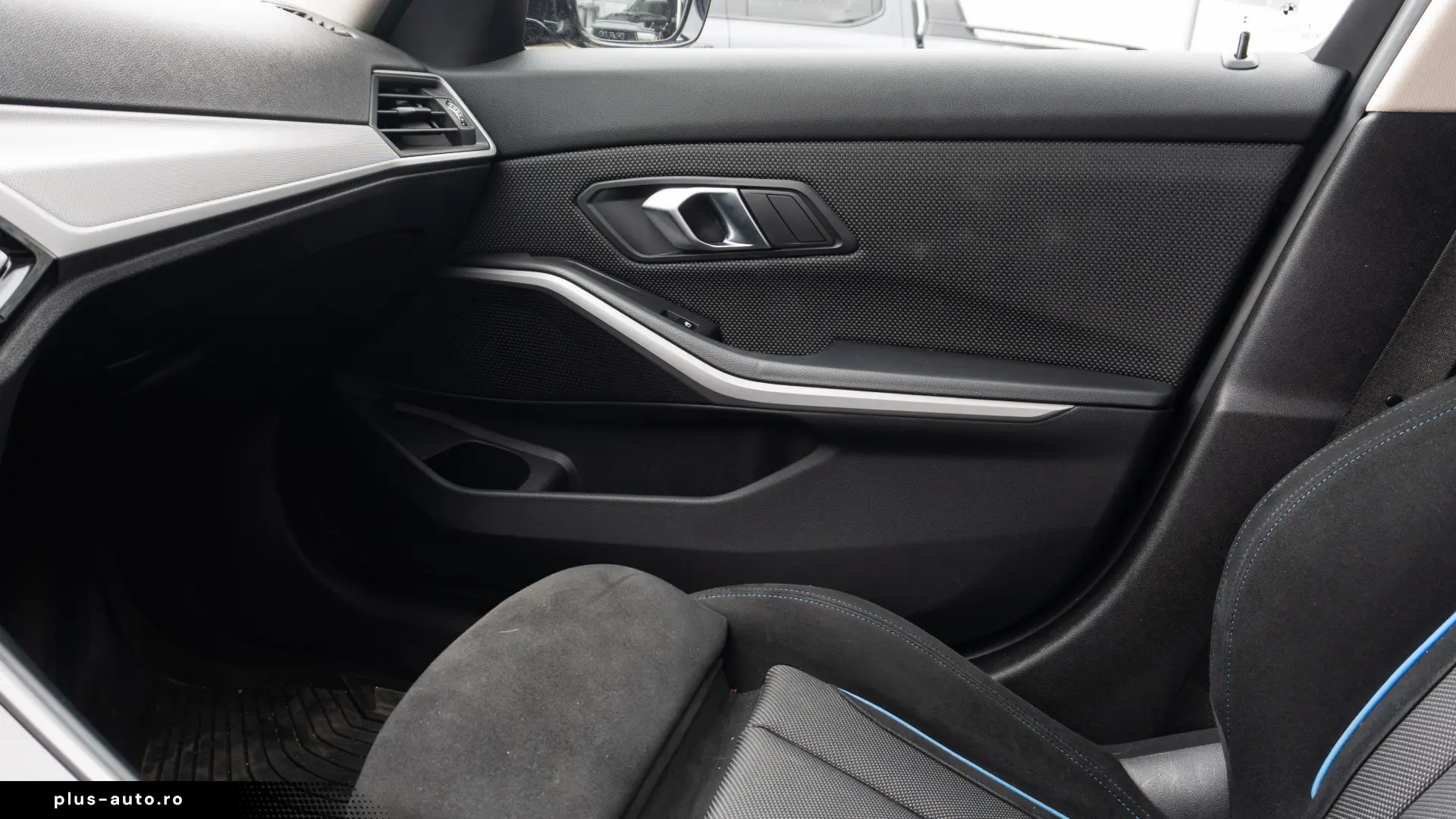 BMW 320e Touring  LED  Pano  ACC