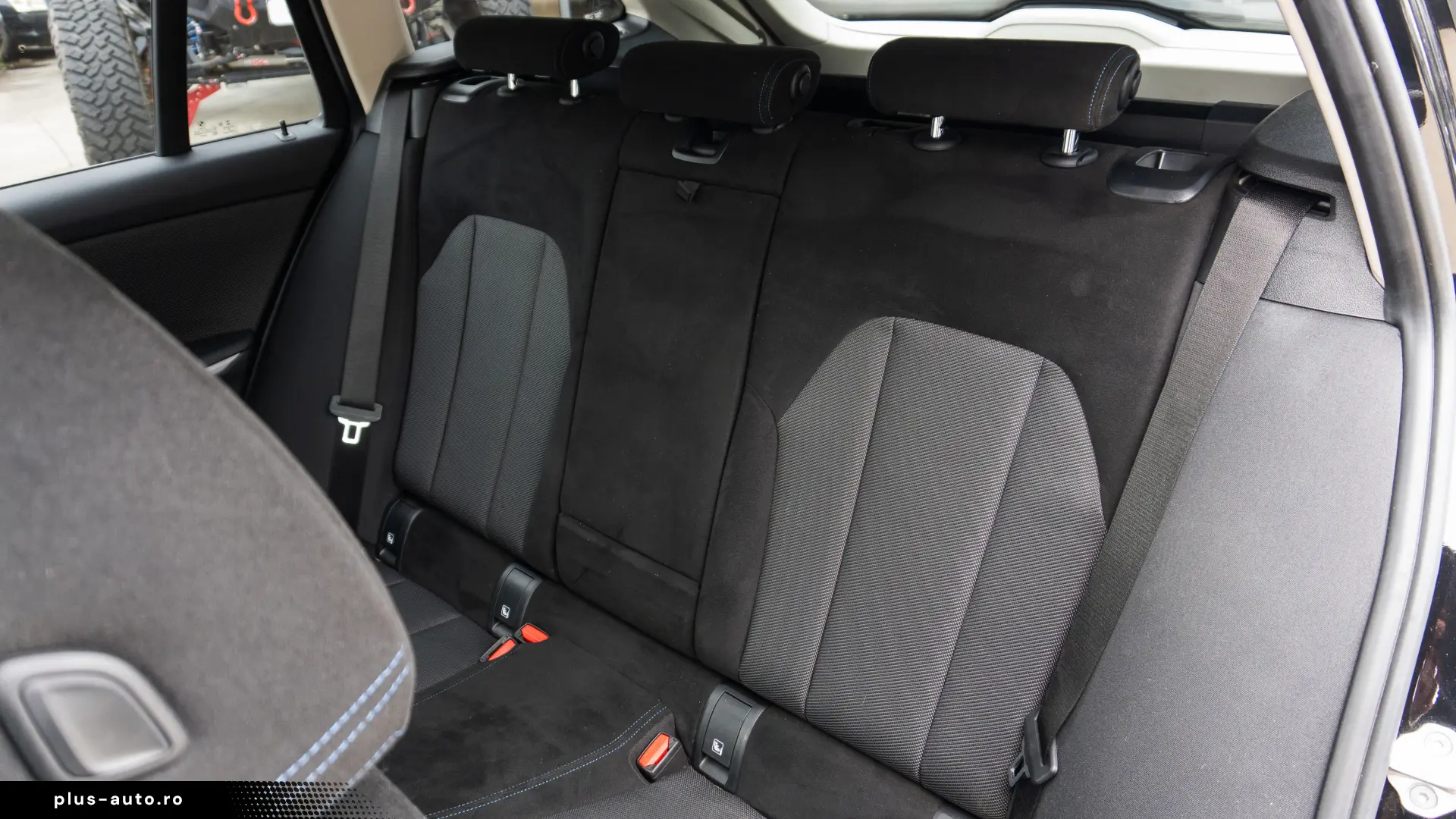 BMW 320e Touring  LED  Pano  ACC