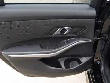 BMW 320e Touring  LED  Pano  ACC