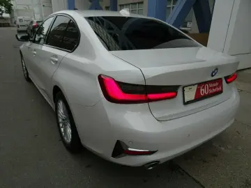 BMW 320D LuxuryLine  X Drive  piele