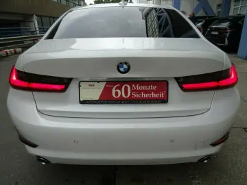 BMW 320D LuxuryLine  X Drive  piele