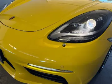 PORSCHE 718 Boxster S Cabrio 1.HAND BOSE NAVI LED