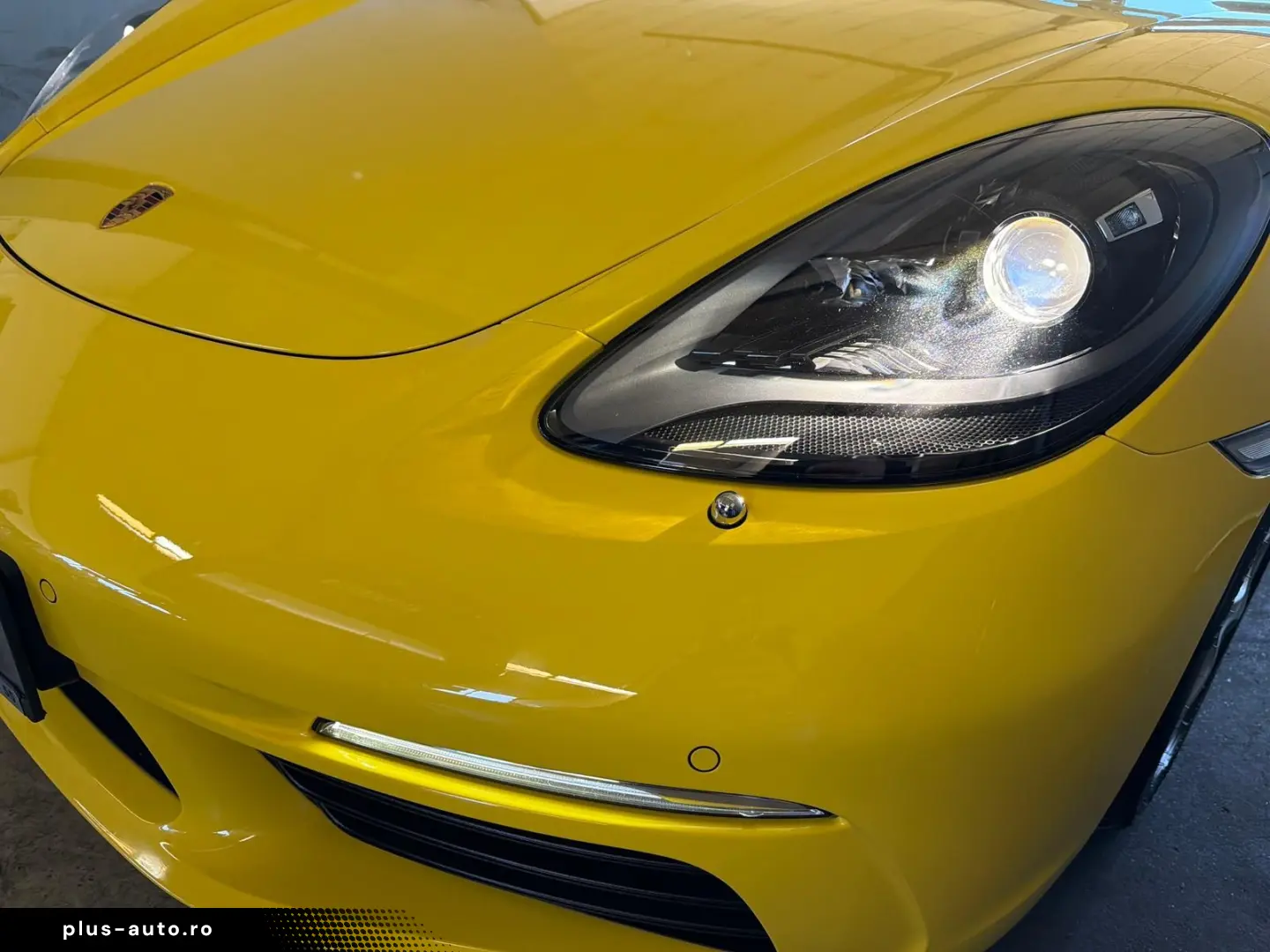PORSCHE 718 Boxster S Cabrio 1.HAND BOSE NAVI LED