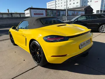 PORSCHE 718 Boxster S Cabrio 1.HAND BOSE NAVI LED